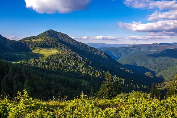 Як виникли Карпати. Легенда