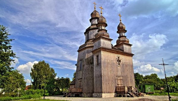 Куди поїхати у жовтні в Україні: Храм у Седневі – рятуємося від нечисті