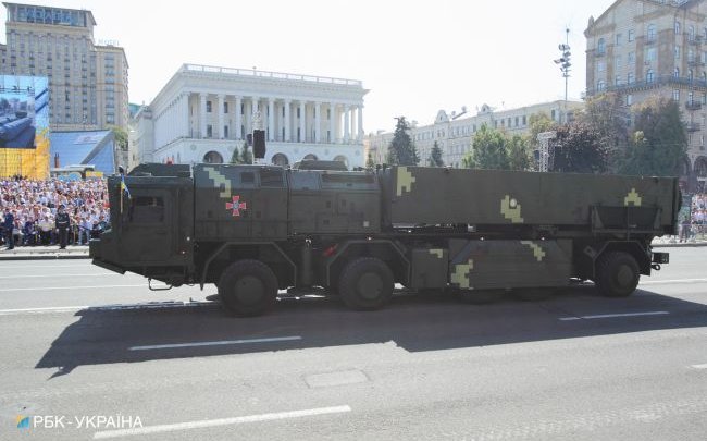 “Паляниця” та власна балістика. Що відомо про таємну зброю України та чи долетить вона до Москви